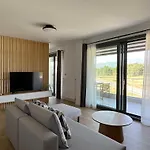 Apartament On The Edge - & Aridaía