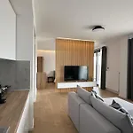 Apartament On The Edge - & Aridaía