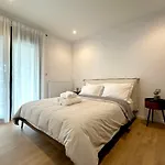 Apartament On The Edge - &
