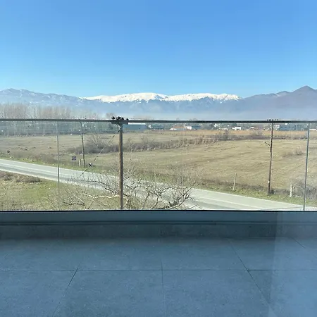 Apartment On The Edge - & Aridaia