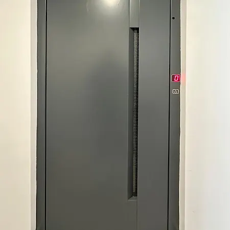 Apartment On The Edge - & *