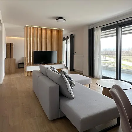 On The Edge - & Apartment Aridaia