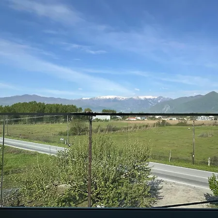 On The Edge - & Daire Aridaía